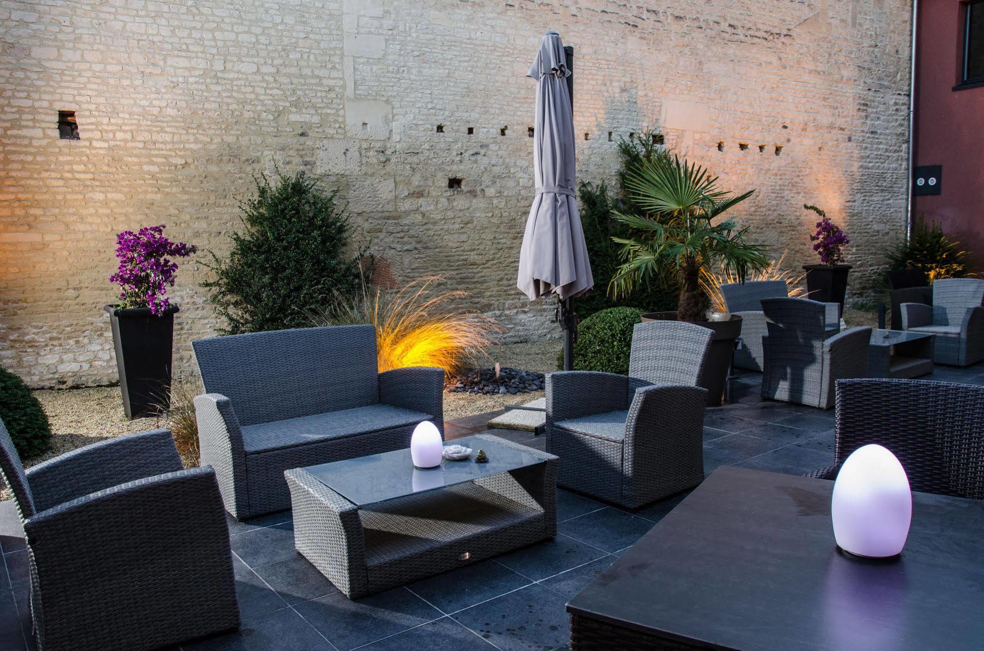 Hotel Restaurant Spa Ivan Vautier Caen Exterior photo