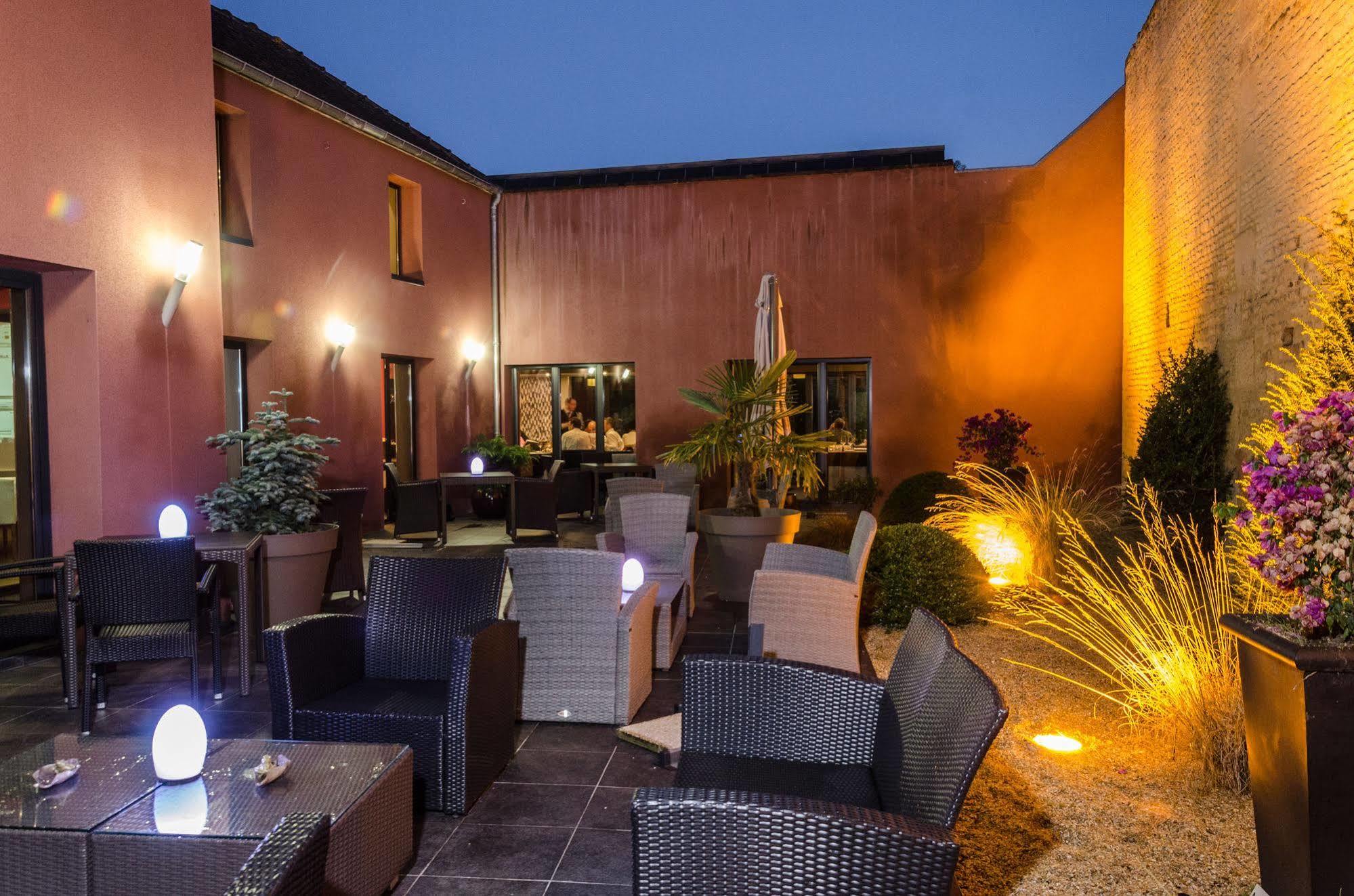 Hotel Restaurant Spa Ivan Vautier Caen Exterior photo